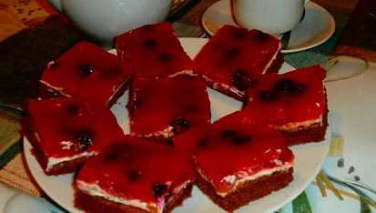Řezy s tvarohem a ovocným želé