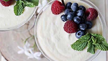 Bílá pěna (mousse)