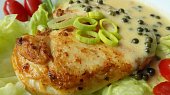 Kuřecí steak na zeleném pepři