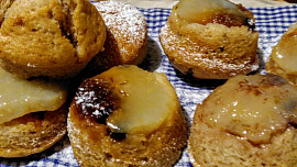 Obrácené hruškové muffiny