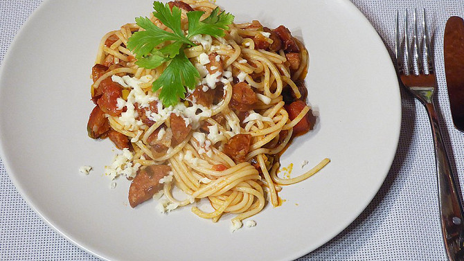 Rychlé špagety s rajčaty a mozzarellou, Rychlé špagety s rajčaty a mozzarellou