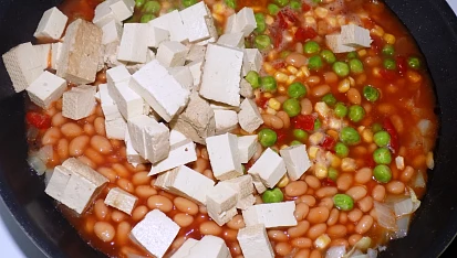 Mexický tofu guláš
