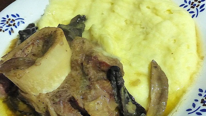 Ossobucco se sušenými houbami