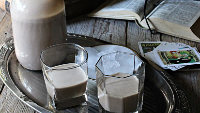 Smetanový whiskey likér (Baileys)