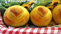 Česnekové bulky