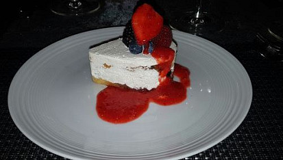 Mascarpone s čerstvým ovocem