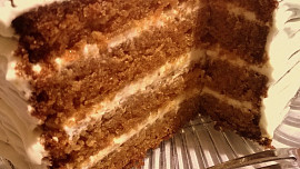Bezlepkový mrkvový dortík s citronovým mascarpone