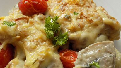 Gnocchi zapečené s žampiony a dvěma druhy sýrů