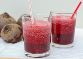 Jablečno-řepové smoothie s rukolou