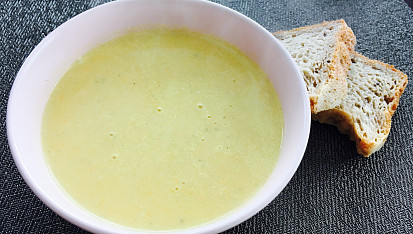 Pórková polévka se zakysanou smetanou, Pórková polévka 