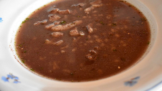 Terlouka (černá polévka)