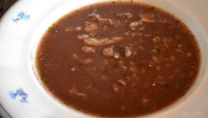 Terlouka (černá polévka)