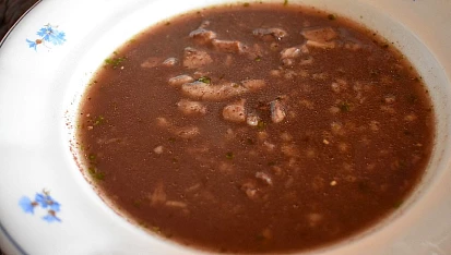 Terlouka (černá polévka)