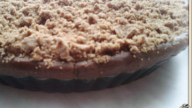 Výtečný tvarohový koláč s kakaovou drobenkou