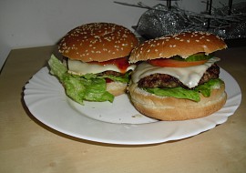 Domácí vepřové hamburgery