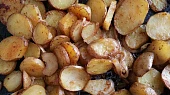 Pečené kuře na pivě s cuketovou nádivkou