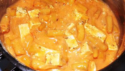 Tofu na smetaně s fazolkami