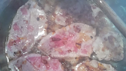 Vepřové plátky na slanině zahuštěné smetanou