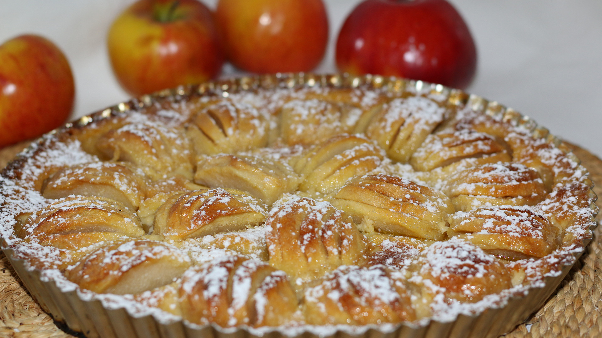 Alsaský jablečný koláč