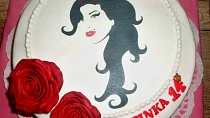 Dort s Amy Winehouse (Amy Winehouse cake)