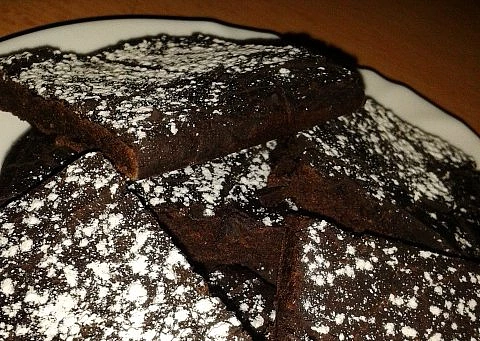 Fazolové brownies bez oleje a mouky