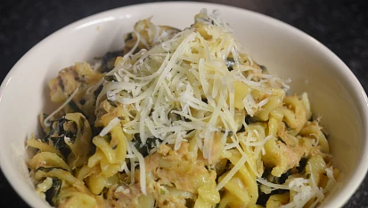 TuŠpe těstoviny s parmezánem