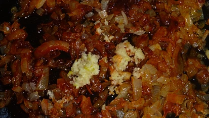 Gravče na tavče (balkánske zapečené fazole)