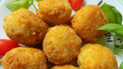 Rýžové krokety se sýrem