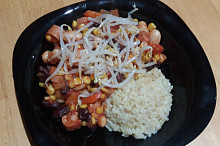 Veganska mexická pánev s bulgurem