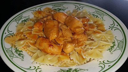 Kuřecí nudličky ´´na rychlo´´ s těstovinami