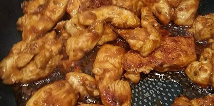 Kuřecí nudličky ´´na rychlo´´ s těstovinami (restované maso)