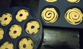 Makové křehké muffiny