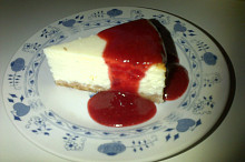 cheesecake a jahodova omacka
