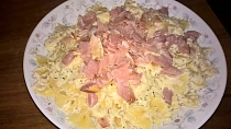 Těstoviny se sýrovo-smetanovou omáčkou