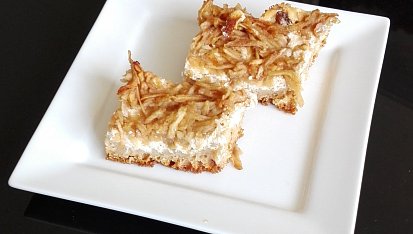 Jablečný koláč s tvarohem