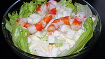 „Surimi“ salát à la krevety a krabí tyčinky