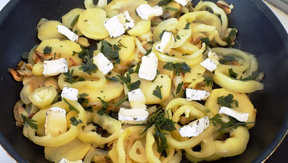 Bramborovo - papriková frittata