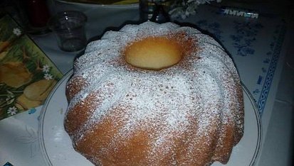 Citronová bábovka s jogurtem