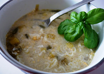 Fazolkovo-pórková polévka