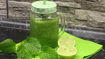 Jarní vzpruha - zelené smoothie z mladého osení
