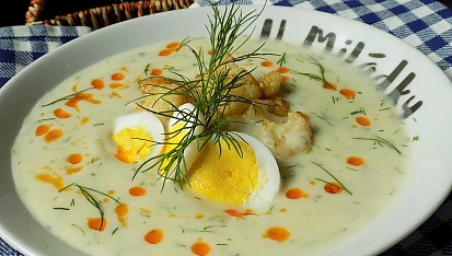 Květáková polévka s koprem