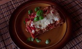 Lasagne zapečené s rajčaty a mletým masem