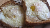 Toasty s volským okem a hermelínem