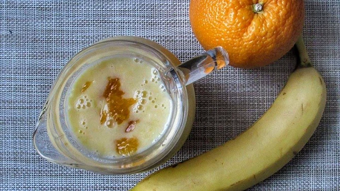 Pomerančovo-banánové smoothie