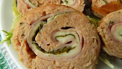Roládky z mletého masa s libečkem, šunkou a sýrem