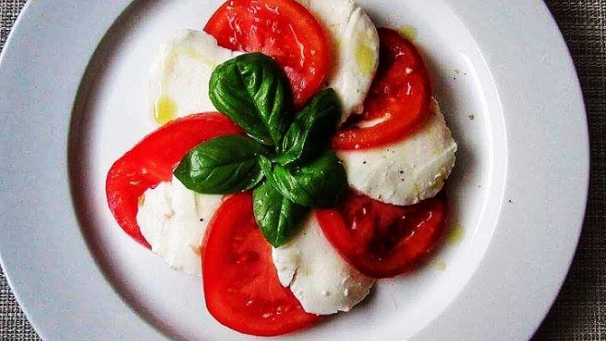 Salát Caprese