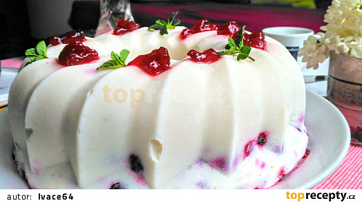 Zmrzlinový bábovkový dortík s ovocem II.
