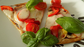 Blesková tortillová "pizza"