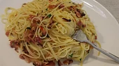 Spaghetti aglio olio e peperoncino