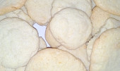 Sušenky s bílou čoko (sušenky máslové)